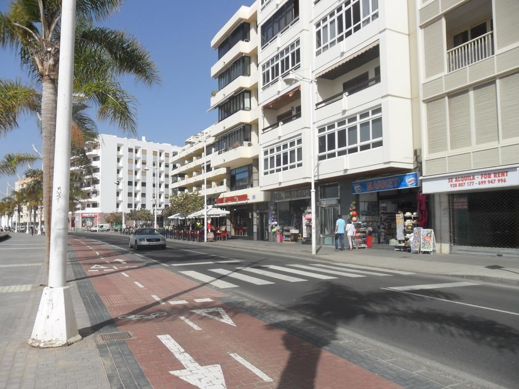 Aguilon Appartement Arrecife  Buitenkant foto