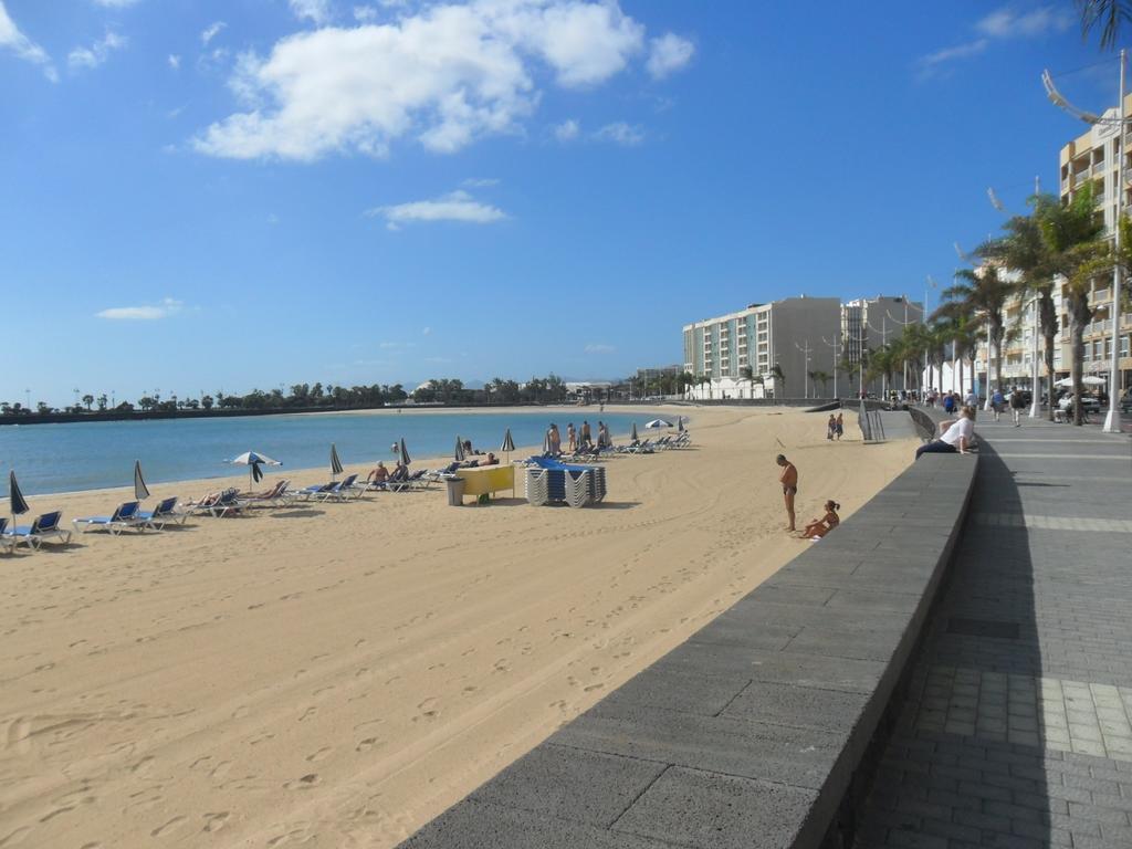 Aguilon Appartement Arrecife  Buitenkant foto